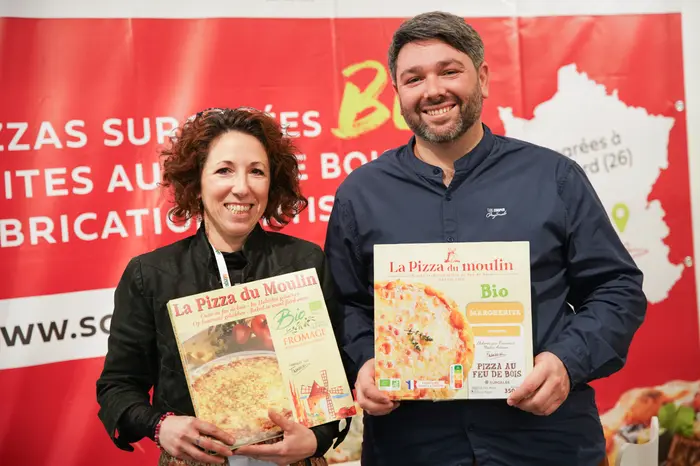 Alexandrine et Enzo Magno, les gérants de la PME drômoise lors de Natexpo 2025.