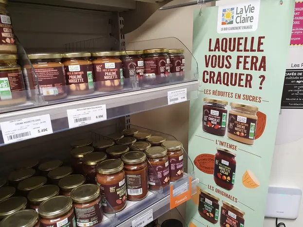 La diversité des recettes constitue un atout sur le marché des pâtes à tartiner. La Vie Claire en compte huit à sa marque.
