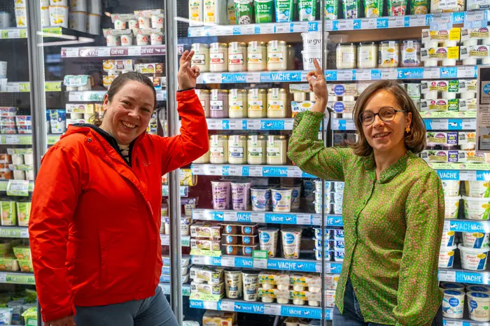Aude Gicquel de La Ferme des Délices, et Vanessa Panatier, Les Comptoirs de la bio Rennes devant l'ultrafrais local.