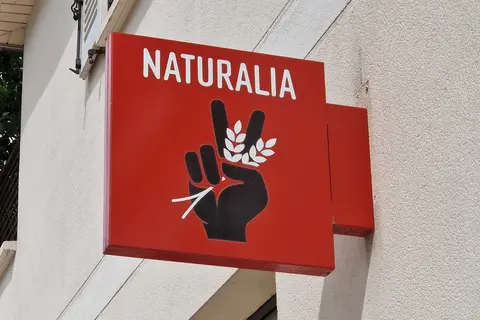 Naturalia Facade