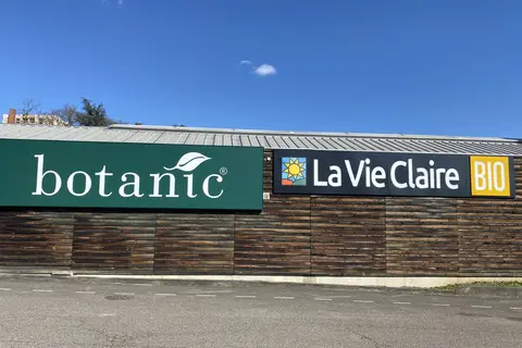 Facade Botanic La Vie Claire