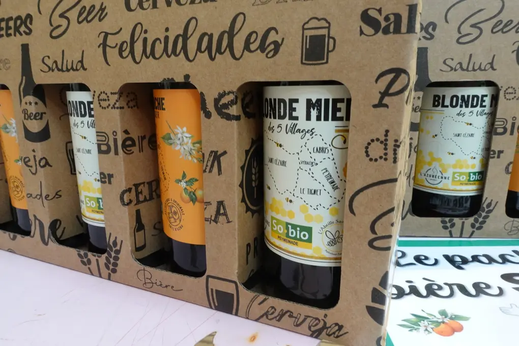 Une MDD locale
Depuis plus d'un an, le magasin a créé cinq bières locales signées " So.bio Peymeinade " en collaboration avec la Brasserie Azurée